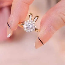 Load image into Gallery viewer, NEW Large Diamonte Cluster Ring

