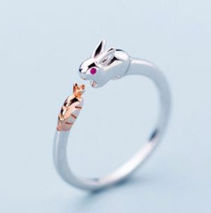 Bunny Carrot Ring